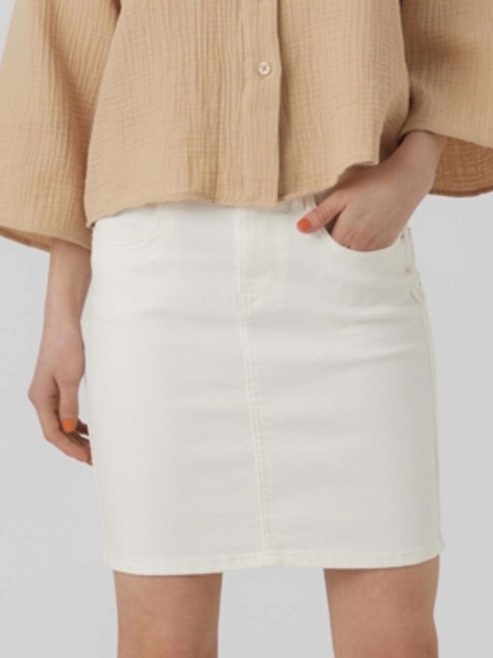 Women's White Denim skirt, size Medium